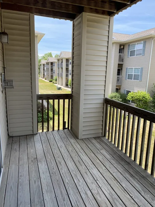 90 Cherry Ct photo 5